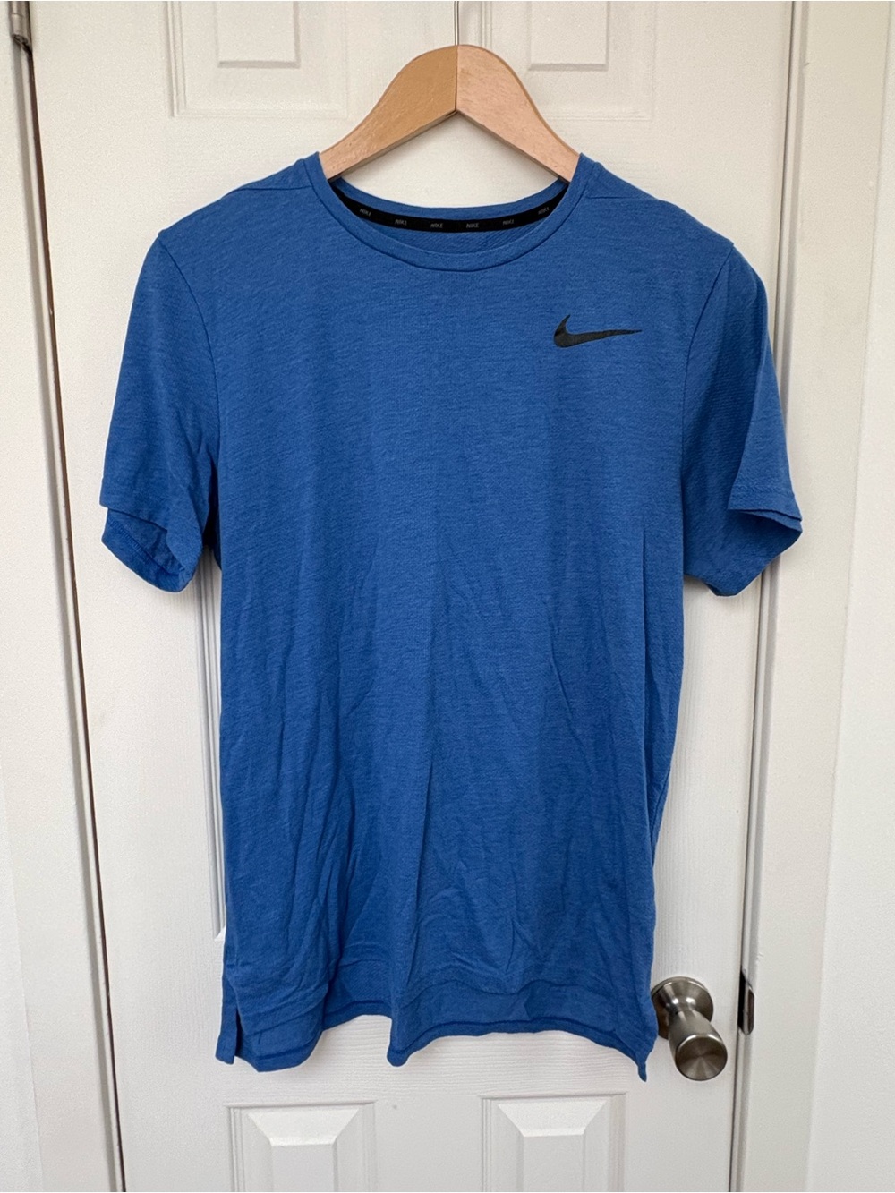 Nike Men’s Royal Blue Short Sleeve Crew Tee with Black Swoosh